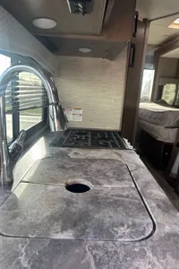 Mohammed's Thor Motor Coach Four winds Class C