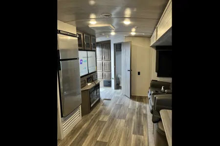 vernon's Keystone Cougar 26RBS Travel Trailer