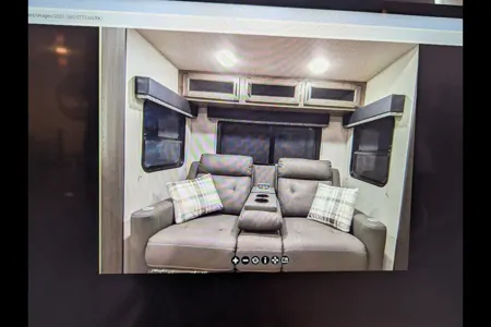 Sandra's Venture RV SportsTrek Travel Trailer