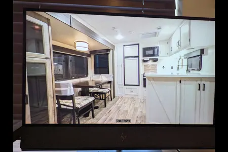 Sandra's Venture RV SportsTrek Travel Trailer