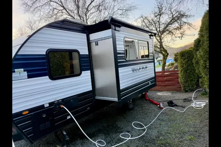 Ravi's cozy RV