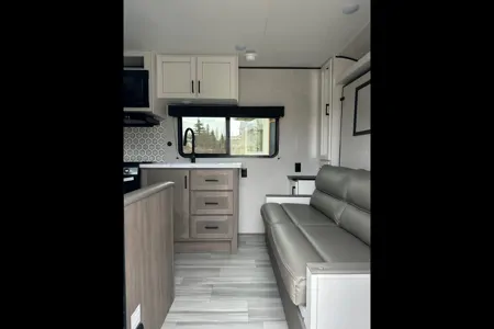 Lisa's Highland Ridge RV Open Range Travel Trailer 20MB