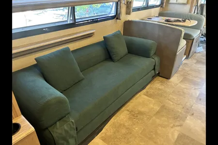 gary's Thor Motor Coach Windsport Class A