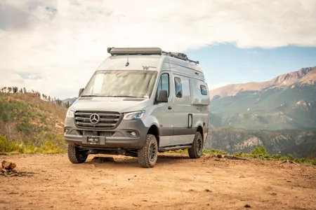 2025 Winnebago Revel 4x4 Adventure Van + Basecamp