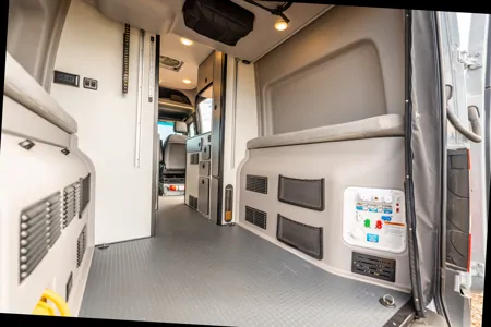 2025 Winnebago Revel 4x4 Adventure Van + Basecamp