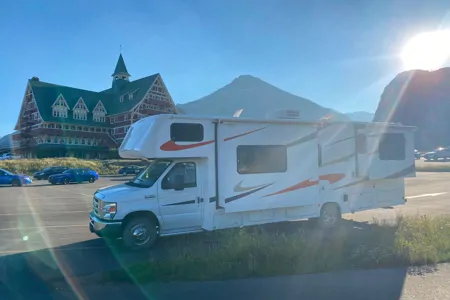 RV4RENT Cutaway Stress of Vacationing