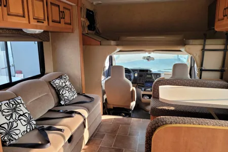 RV4RENT Cutaway Stress of Vacationing