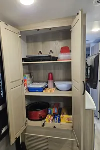 Bear Hug Retreat - Your comfy home away from home!