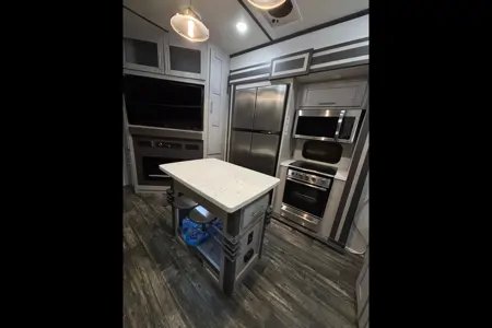 Omar's Keystone 419 gooseneck