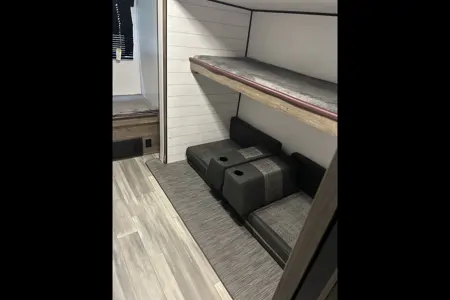 Corey's Family Fun Pioneer DS320 Travel Trailer