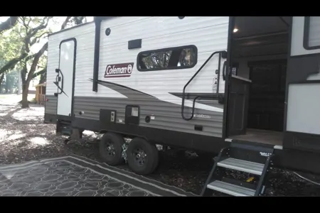 Layla's Dutchmen Coleman Lantern 263BH Travel Trailer