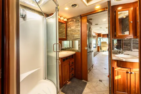 Ultimate Luxury on Wheels 42 Dream Coach Awaits U