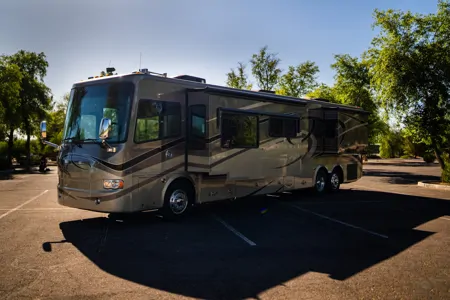 Ultimate Luxury on Wheels 42 Dream Coach Awaits U