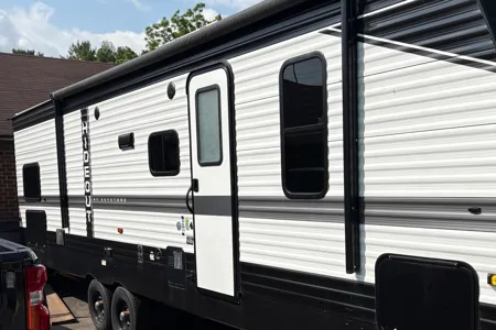 Rebecca's Keystone 2022 Travel Trailer