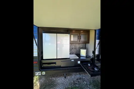 36FT Bunkhouse! 1/2 Ton Towable