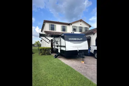 Paradise Keystone Hideout 177Rd Travel Trailer