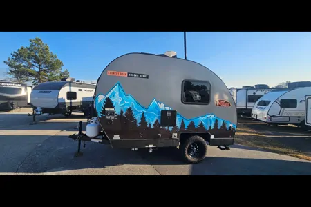 Clayton's Modern Buggy BB12 Travel Trailer
