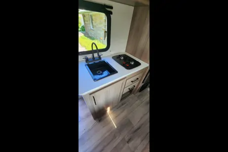 Robert's Coleman 17B Travel Trailer