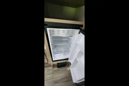 Robert's Coleman 17B Travel Trailer