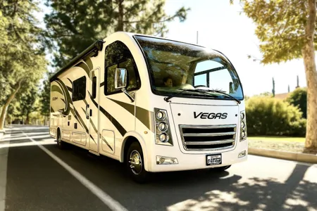 ✨ Taffy Vegas ✨ Sleek Capsule Coach – Slide-out, Sleeps 5, Easy Drive