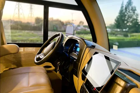 ✨ Taffy Vegas ✨ Sleek Capsule Coach – Slide-out, Sleeps 5, Easy Drive