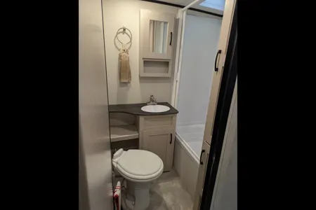 Coachmen Apex Nano 194BHS Travel Trailer