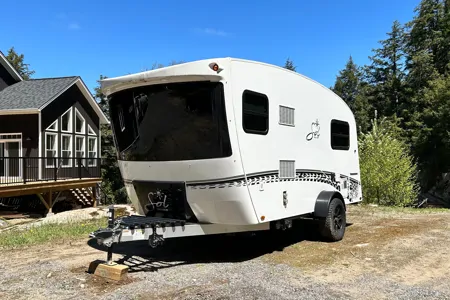 Unique and Stylish Compact Trailer: Your Perfect Getaway Retreat