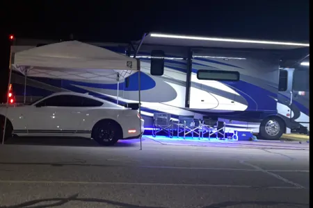 Amar's Fleetwood 38N Class A