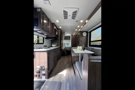 2025 ODYSSEY Chevrolet Class C 22A