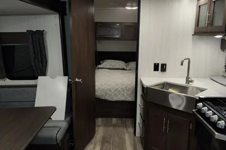 RV of Adventures