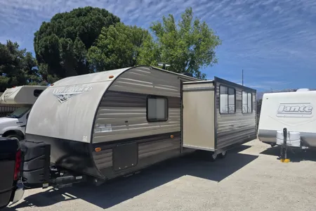 Charlie's Forest River Wildwood x lite Travel Trailer