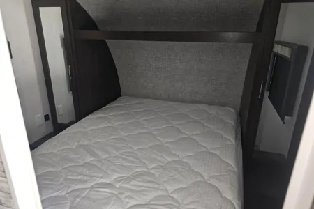 Charlie's Forest River Wildwood x lite Travel Trailer