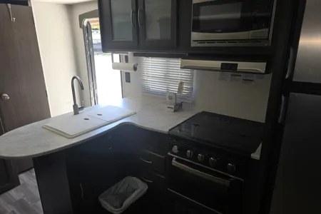 Charlie's Forest River Wildwood x lite Travel Trailer