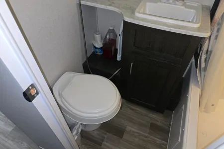 Charlie's Forest River Wildwood x lite Travel Trailer