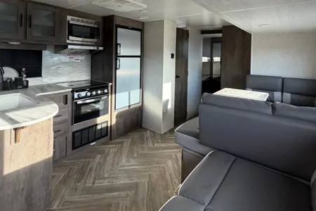 TWO bedroom rv with four bed bunkhouse