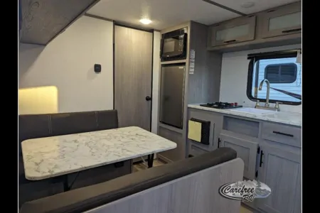 Carefree's Dutchmen Aspen Trail Mini 17RB Travel Trailer