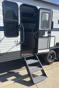 Gary's Gulf Stream 24RLS Travel Trailer