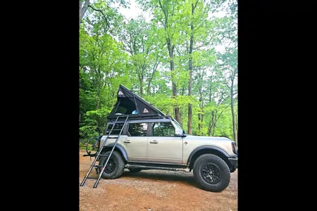 Kiril's other Bronco Overland 2022 Truck Camper