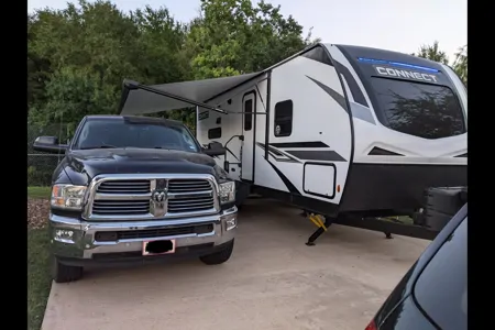 Isna's KZ C241RLK Travel Trailer