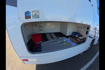 Cliff - Your California Getaway | Fully Stocked Kitchen & Camping