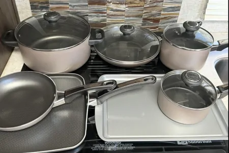 Forest River-patriot edition - BUNKHOUSE- travel trailer