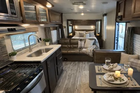 Forest River-patriot edition - BUNKHOUSE- travel trailer