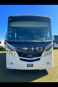 Ian's Jayco Precept 29V Class A