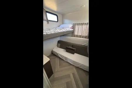 2022 Cruise Lite 28VBXL Travel Trailer