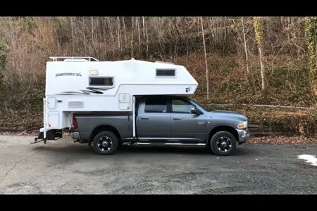Hans's Northern Lite truck camper
