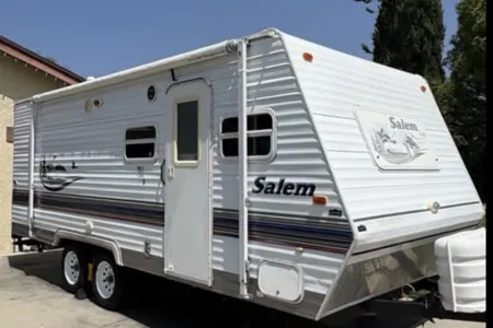 daisy's Forest River Salem lite Travel Trailer