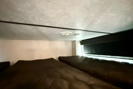 Montana High Country 335BH Fifth Wheel