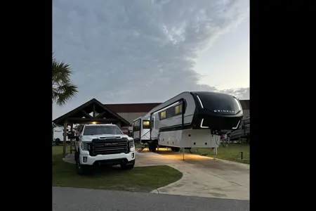 Brinkley 3610 Z Fifth Wheel