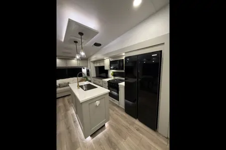 Brinkley 3610 Z Fifth Wheel