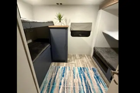 Happy Days 2025 - Sleeps 10 - Delivered and Setup! Forest River Tracer